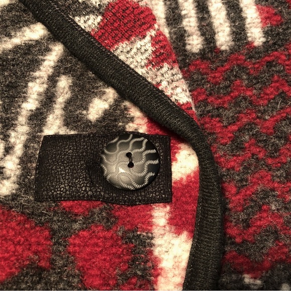 Sweater Vest, Greys/Cranberry, Sz L, 80% Wool, Shawl Collar, EUC - Picture 3 of 8